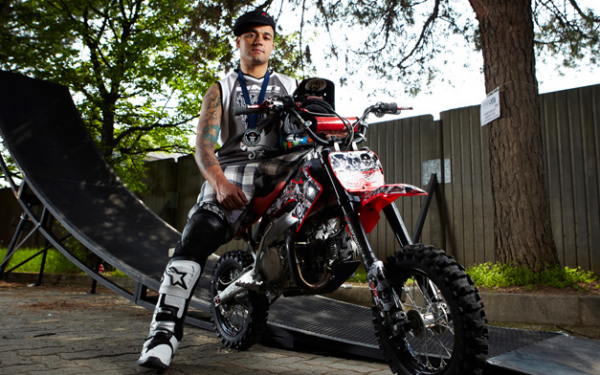 Didžiausias „Minimoto“ šuolis atbulomis