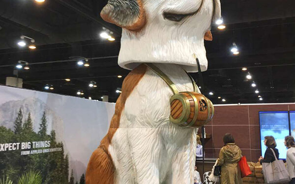 Didžiausia Bobblehead figūrelė