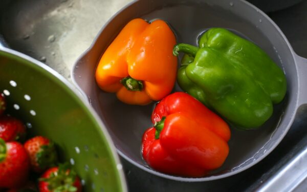 Paprika – išskirtinio skonio daržovė ypatingai pamėgta Vengrijoje bei pietų Amerikoje, ypač Meksikoje: netikėti faktai ir trys, šių įdarytų daržovių receptai