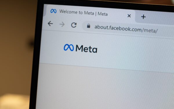 Net 64 proc. interneto naudotojų naršyklėje vienu metu yra atsidarę daugiau kaip 11 aktyvių skirtukų: daugelis galvoja, kad tai sulėtina kompiuterį, bet ar tai tiesa?