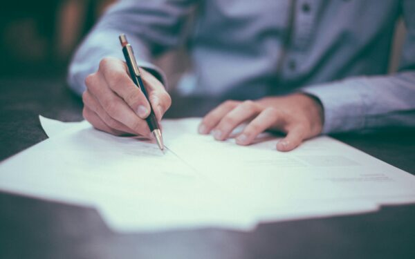 Ar galima gyvybę apdrausti milijonu eurų? 5 mitai apie gyvybės draudimą, kurie rūpi daugeliui