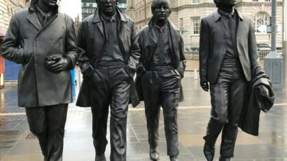 Neįtikėtini dienos faktai: amerikiečiai turi atlikti šią prievolę, kad išvengtų kosminio dydžio baudos ir įdomus „Beatles“ sutarčių punktas