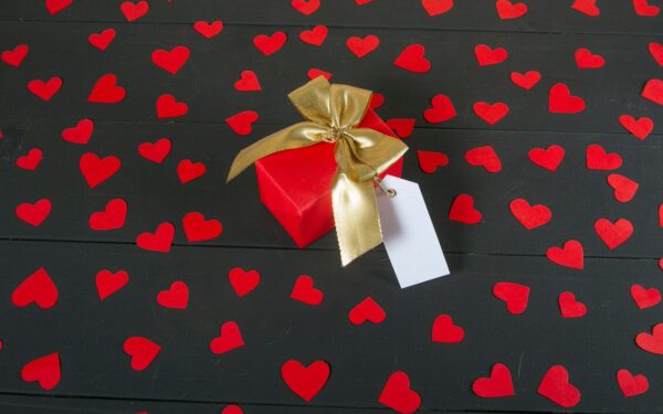 Valentinos dienos dovana pagal horoskopą – sužinokite, kokia būtų tinkamiausia dovana jūsų antrajai pusei pagal Zodiako ženklą
