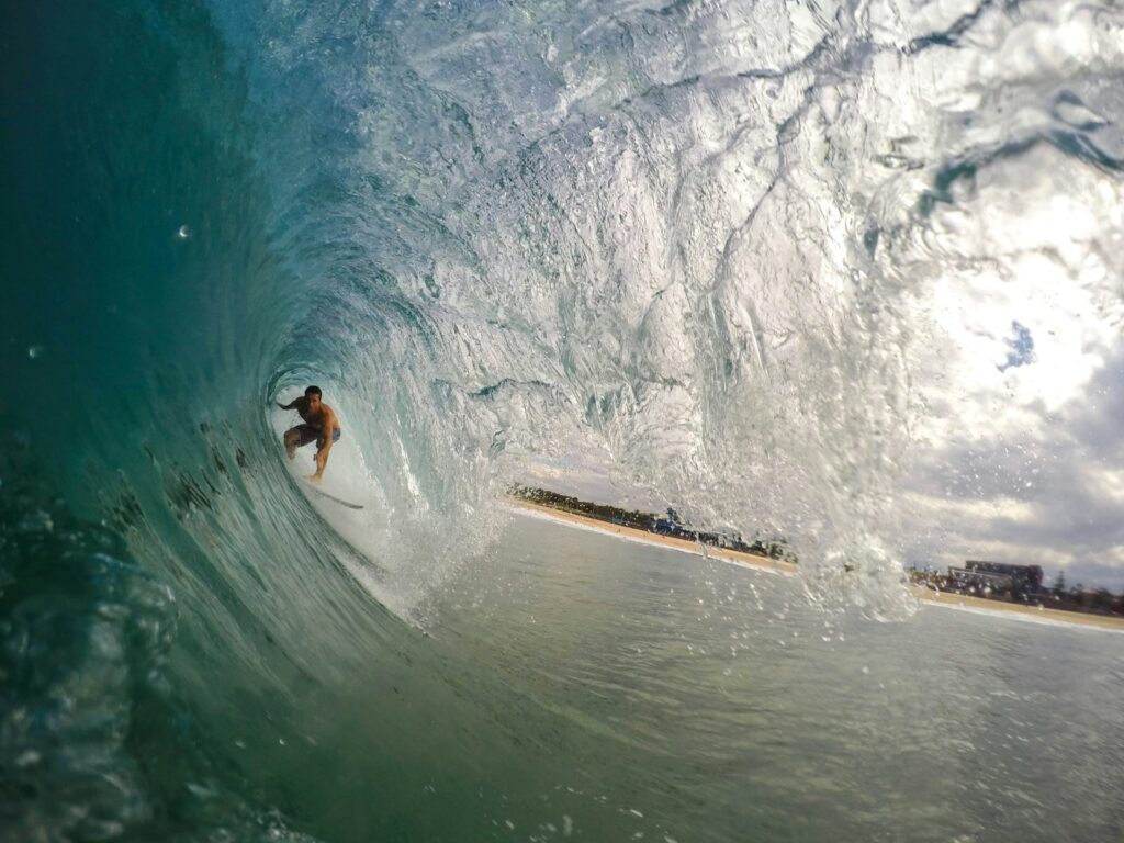 man surfing during daytime