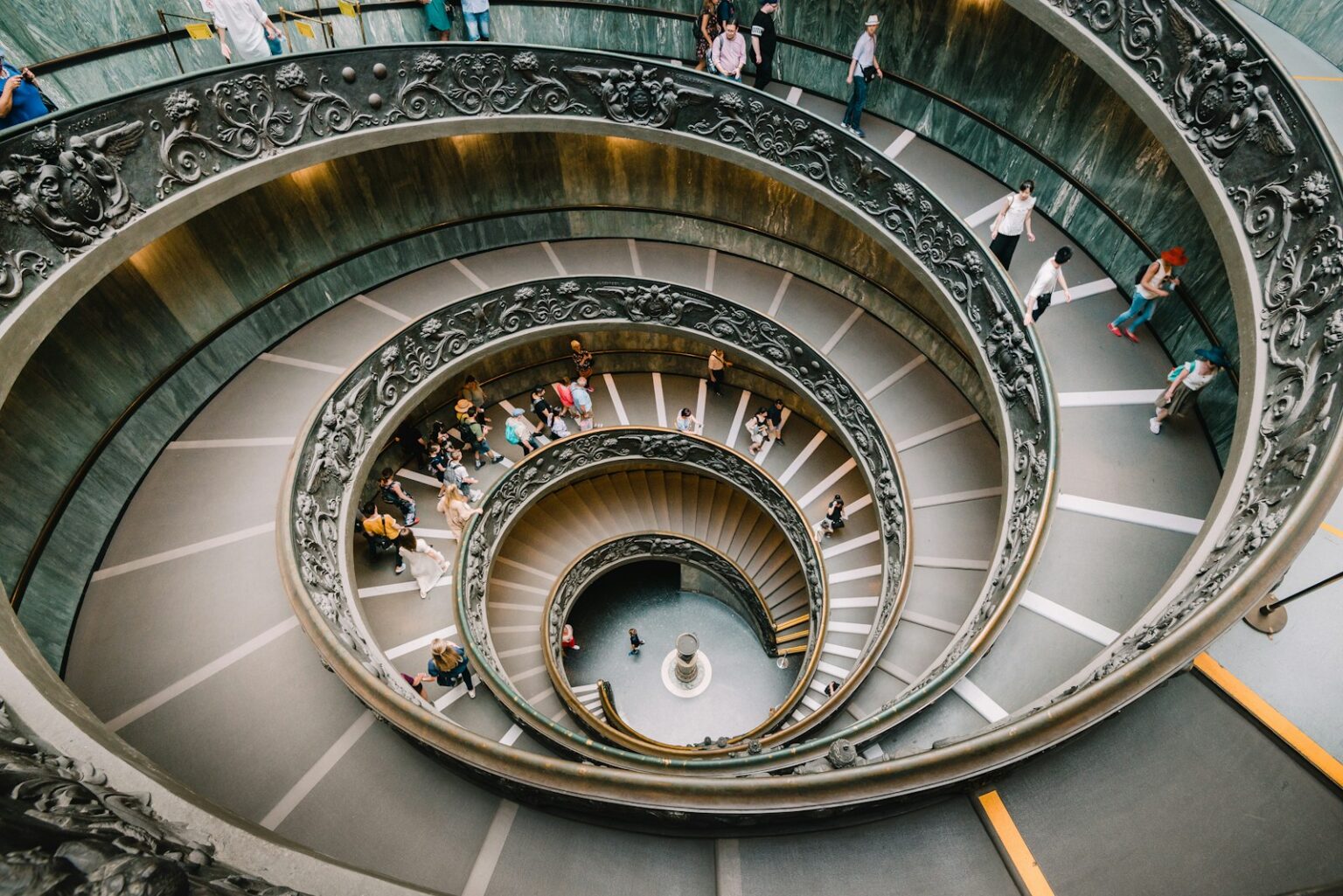 round staircase