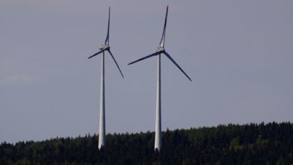Aukščiausi vėjo jėgainės bokštai: kodėl jie statomi vis aukščiau ir ką tai reiškia energijos ateičiai