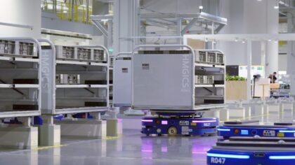 Be žmogaus rankų: kaip įspūdžiausi robotų sandėliai perkuria logistikos greičio ir masto ribas