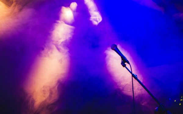Geriausiai švilpiantys ir burna muziką kuriantys atlikėjai: kaip balsas tampa instrumentu be jokios technikos
