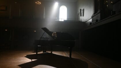 Ilgiausi pianino koncertai be pertraukos: kaip ištvermės pianistai treniruoja kūną, protą ir klausą
