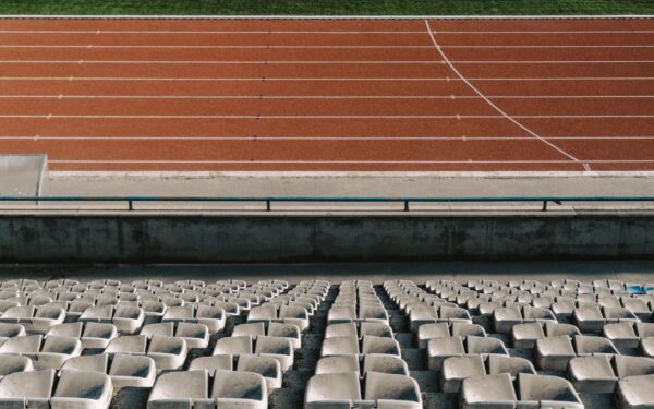 Ilgiausiai stovintys sporto rekordai: kokie pasiekimai dešimtmečiais lieka nepagerinti ir ką jie sako apie žmogaus ribas