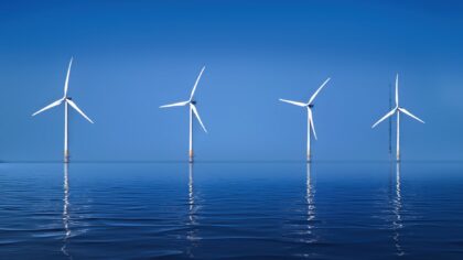 Naujos kartos vėjo milžinai jūroje: kaip rekordinės turbinos perrašo energetikos galimybes