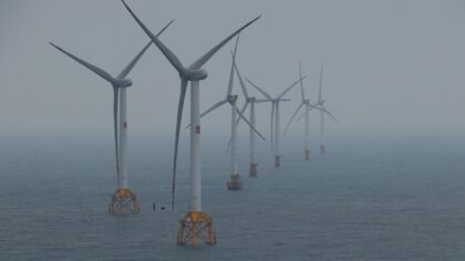 Didžiausi vėjo elektrinių parkai jūroje: plūduriuojančios konstrukcijos, kurios perbraižo energijos ribas