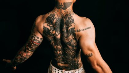 Ilgiausi tatuiruočių seansai ir visą kūną dengiantys piešiniai: ką iš tikrųjų reiškia tokie pasiekimai