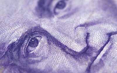 Nematomi skaičiai ant banknotų ir paslaptingi ženklai ant monetų: kokias žinutes slepia mūsų pinigai